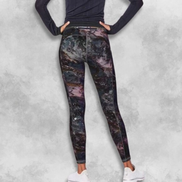 Lululemon Speed Up Tight Pull On Medium Rise Patterned Reflective Details W 6 - Picture 2 of 6